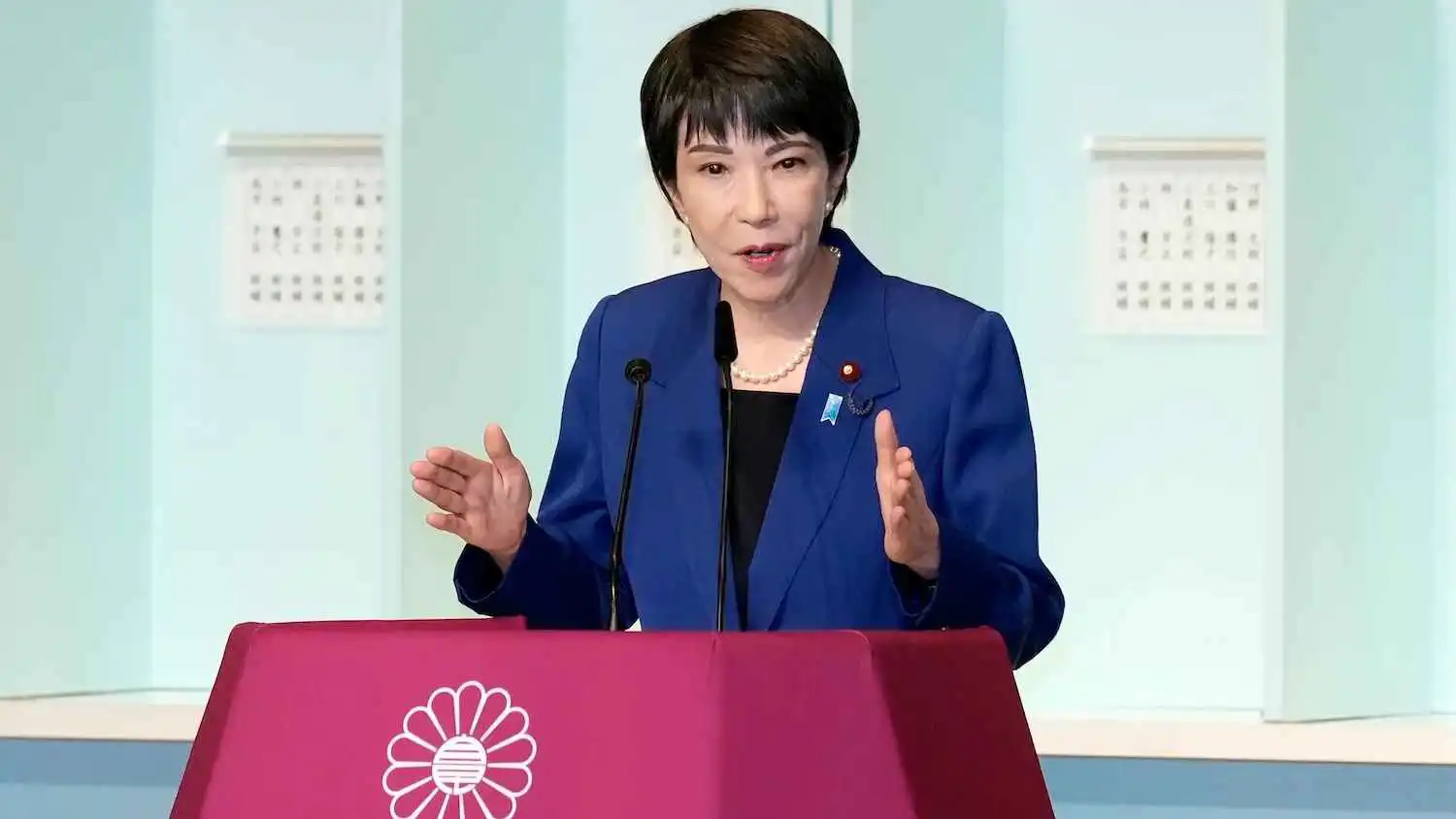 صعود "المرأة الحديدية" في اليابان يفتح جبهة صدام مع بكين وسول