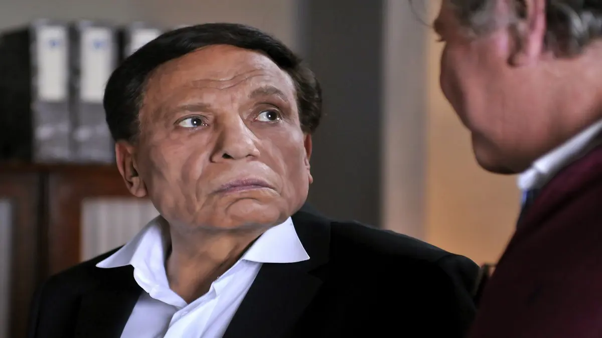 هل أضر خروج "فالنتينو" من دراما رمضان بصحة الزعيم عادل إمام؟