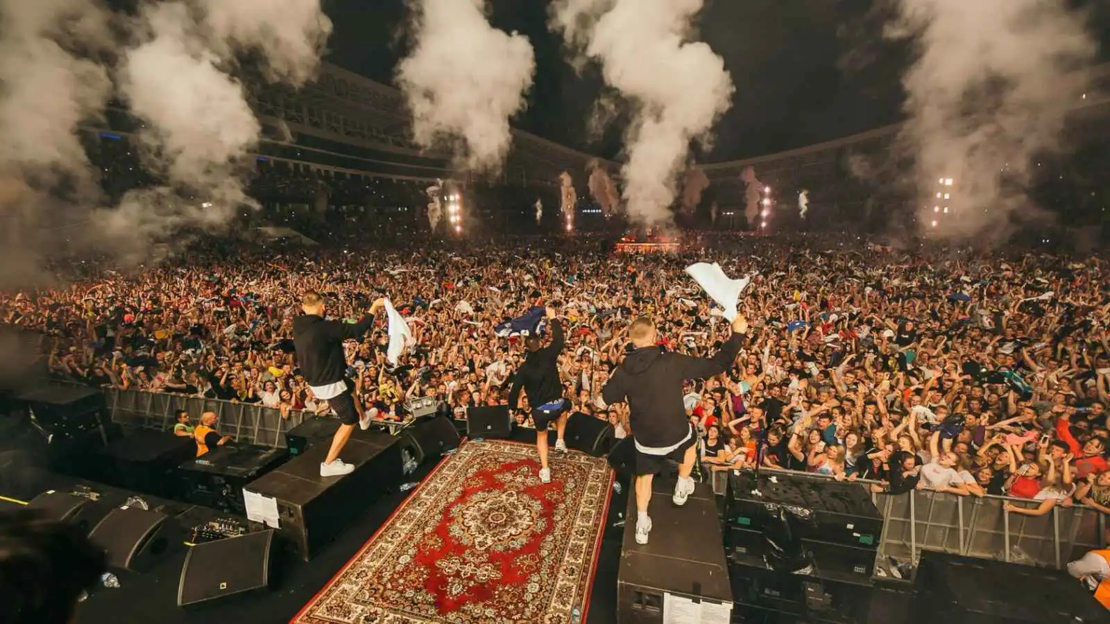 بولندا تطرد 63 أوكرانيًا وبيلاروسيًا بسبب "أعمال شغب" (فيديو)