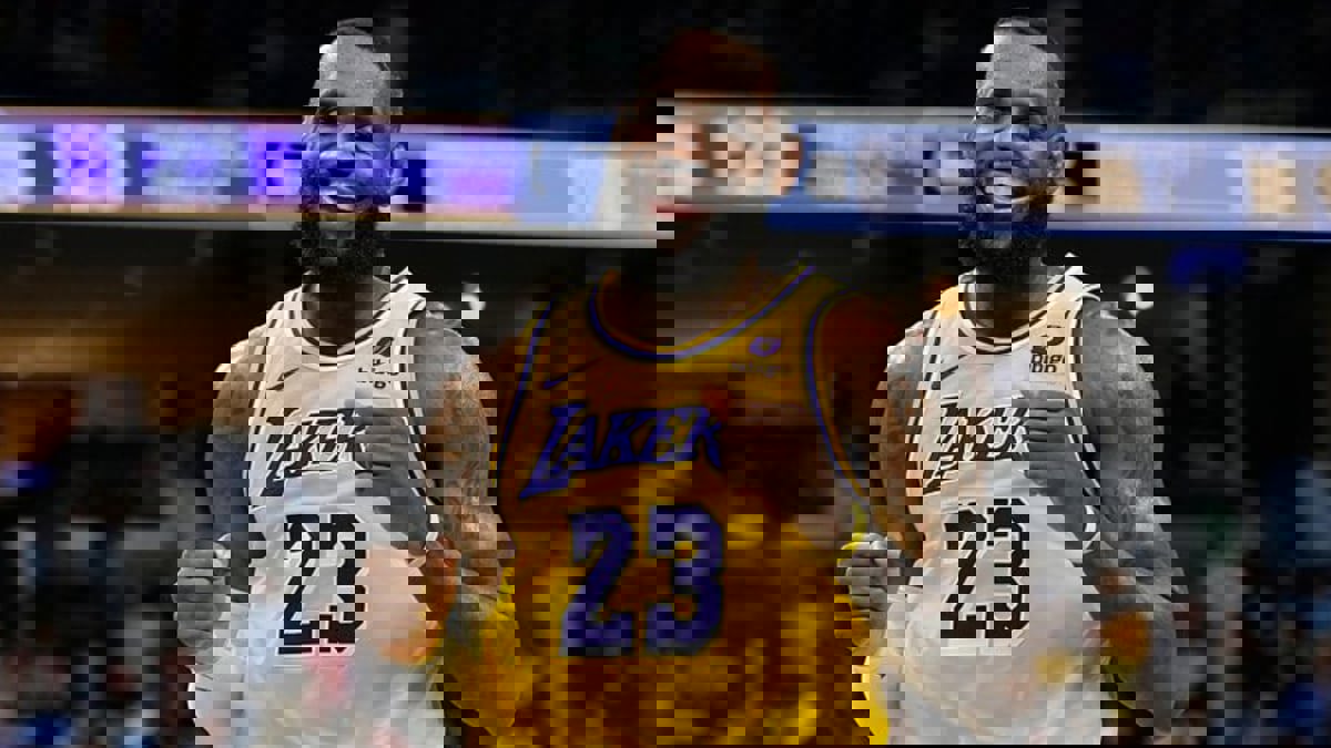 ليبرون جيمس يغير خطة عقده مع لوس أنجليس ليكرز