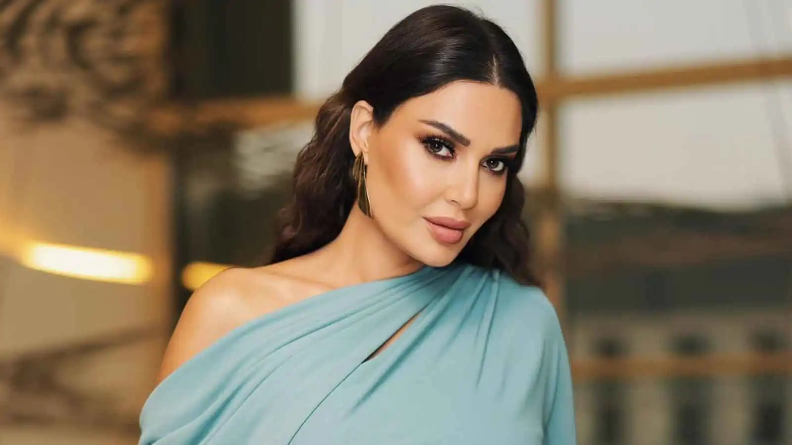 "حفنة مجرمين".. سيرين عبد النور تهاجم "المتنمرين" على ابنها