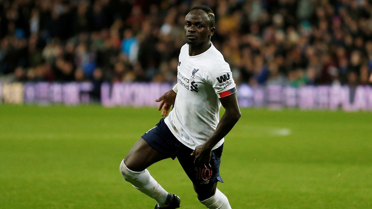 غوارديولا يتهم ساديو ماني بالتحايل قبل مباراة مانشستر سيتي ضد ليفربول في الدوري الإنجليزي