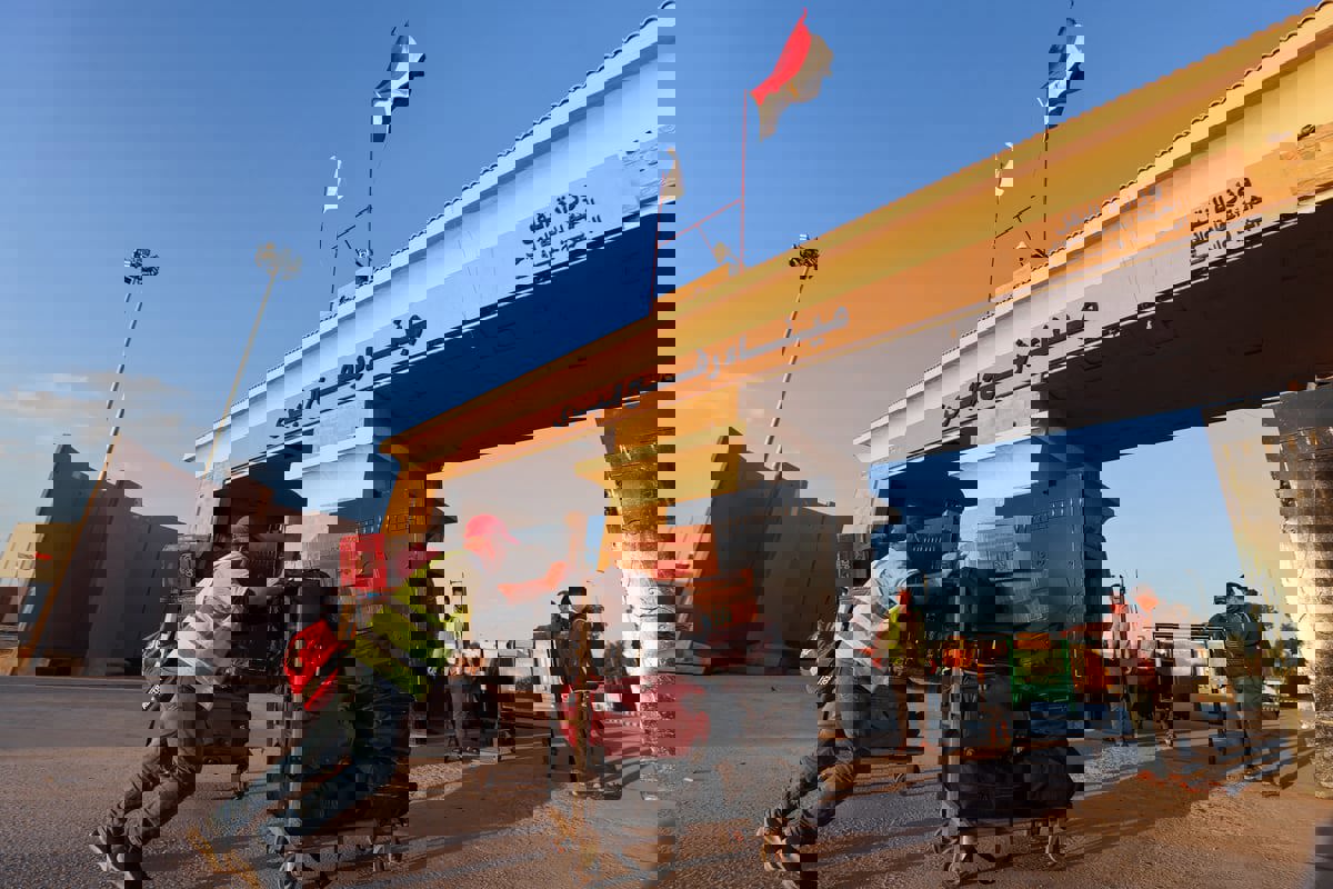 مصر تتمسك بشرط انسحاب إسرائيل من معبر رفح قبل تشغيله