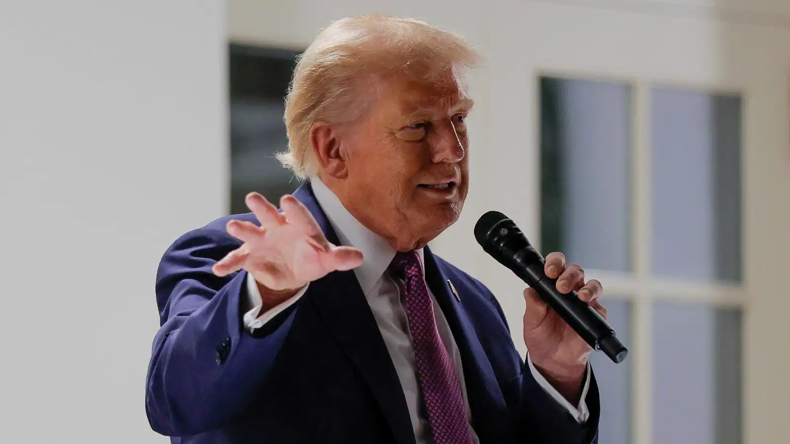 "نيويورك تايمز": عودة وزارة الحرب رسالة ردع من ترامب إلى العالم