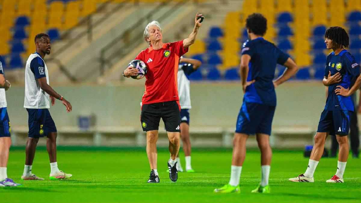 مركز مهم.. جيسوس يطلب "صفقة عاجلة" في النصر السعودي