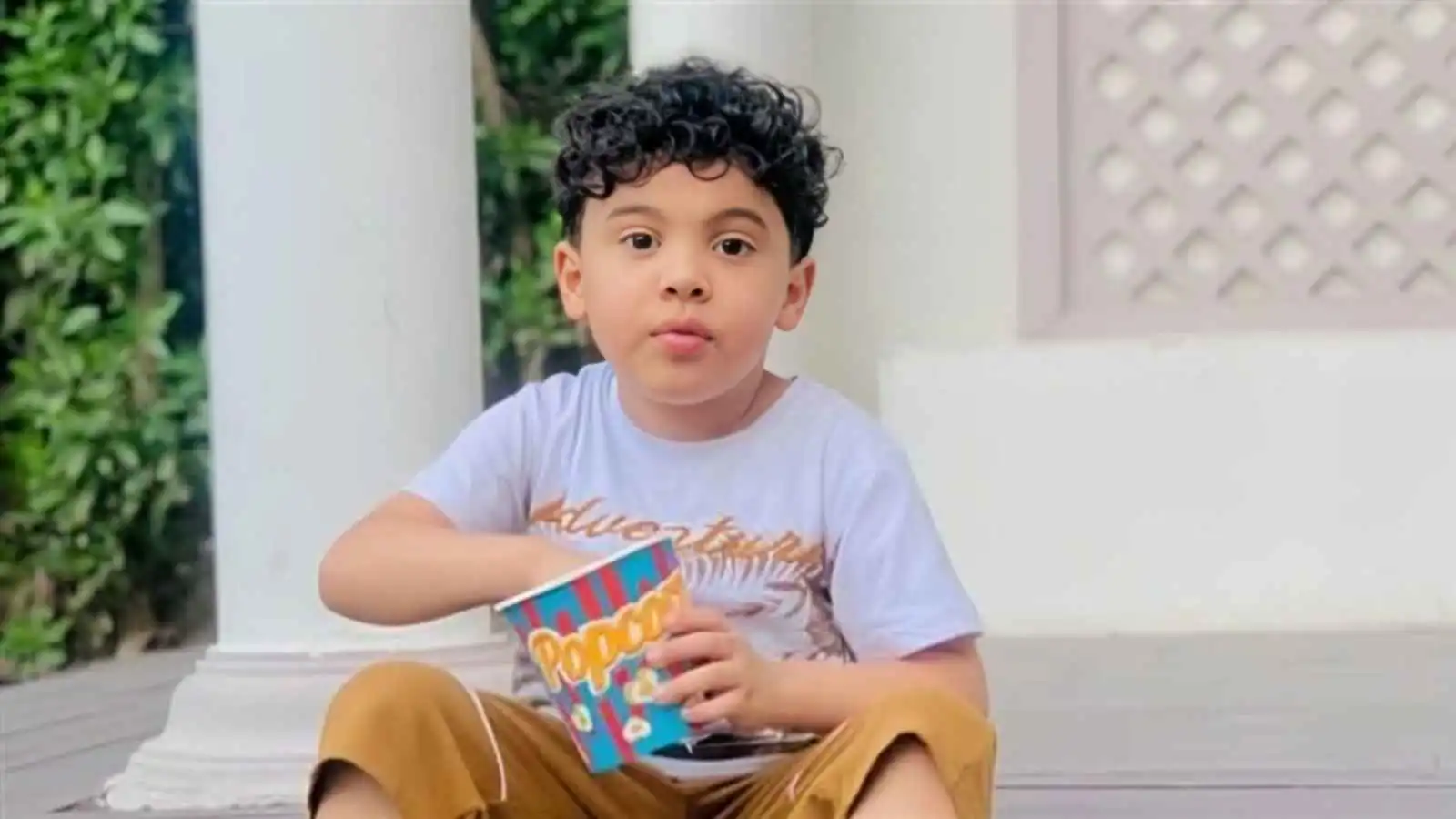 "مشاري".. قصة طفل هزت الشارع المصري بمرضه النادر