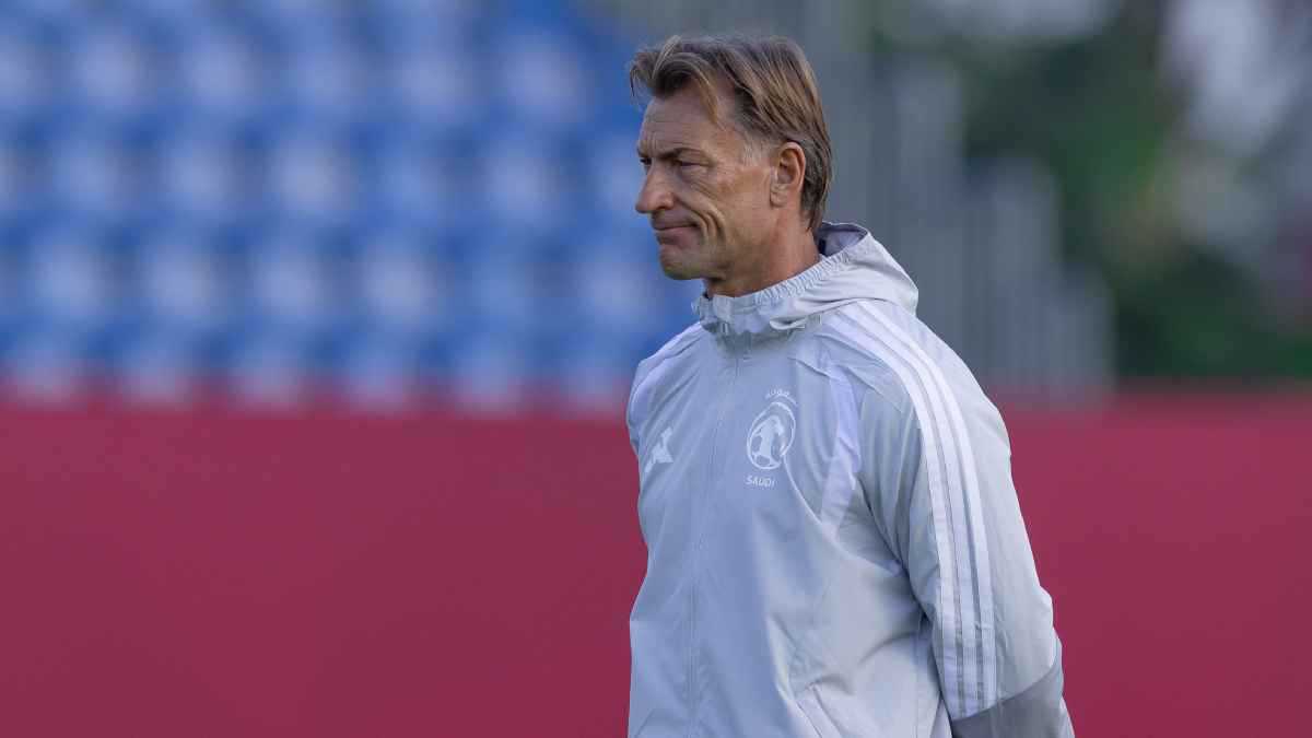 توقع صادم بشأن مستقبل رينارد مع منتخب السعودية