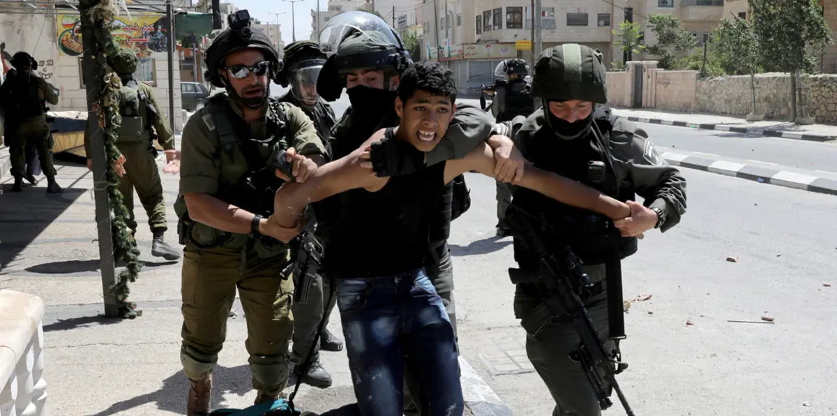 إصابة 3 فلسطينيين برصاص الجيش الإسرائيلي شمال القدس