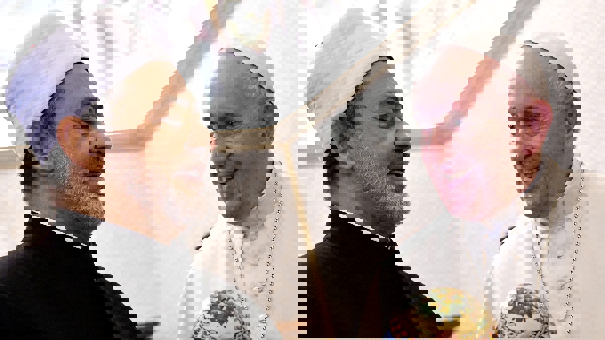 شيخ الأزهر وبابا الفاتيكان يدعوان لسن تشريعات لنشر الأخوة في العالم