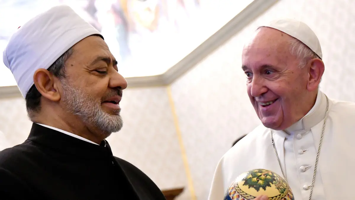 شيخ الأزهر وبابا الفاتيكان يدعوان لسن تشريعات لنشر الأخوة في العالم