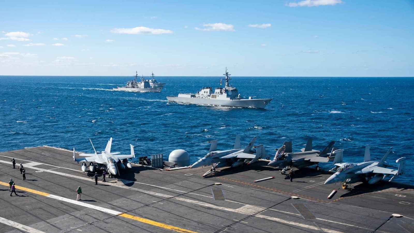 مسؤولون: إيران تُجهّز صواريخ مخصصة لضرب القواعد الأمريكية