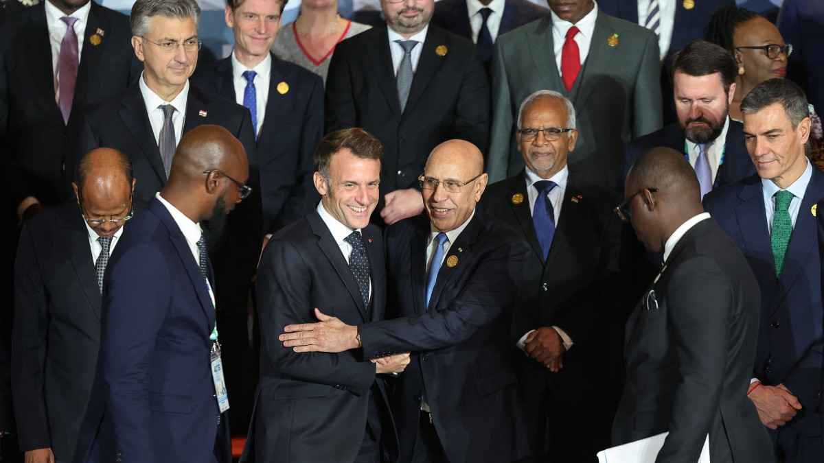 عداء يتصاعد ونفوذ يتراجع.. كيف تعيد فرنسا بناء دبلوماسيتها في أفريقيا؟