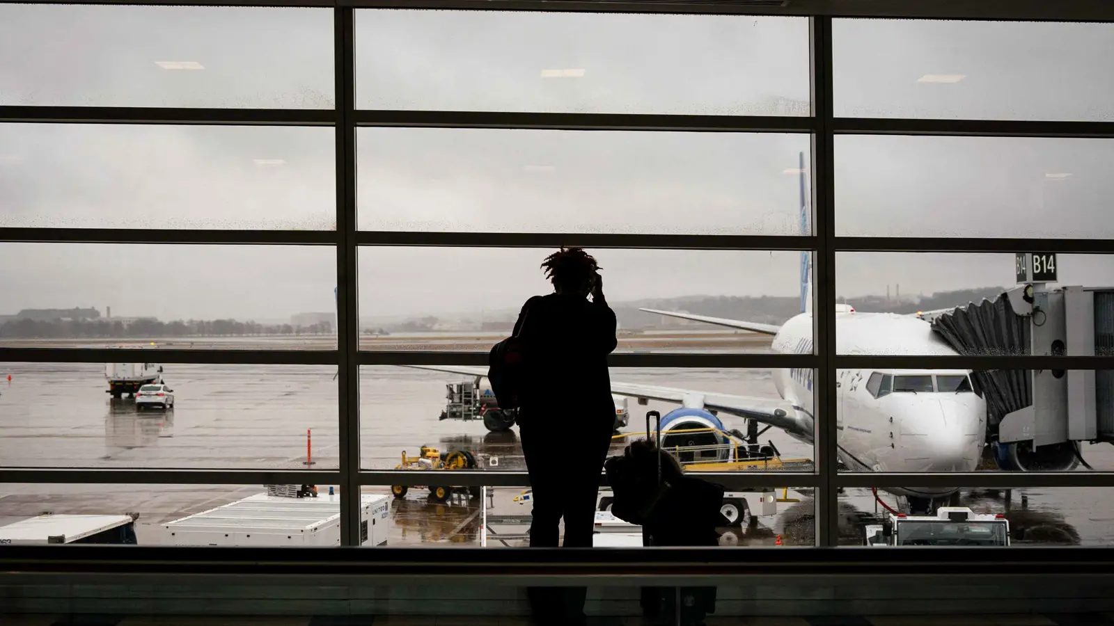 خطأ في تطبيق هاتف يهدد امرأة بالترحيل من أمريكا