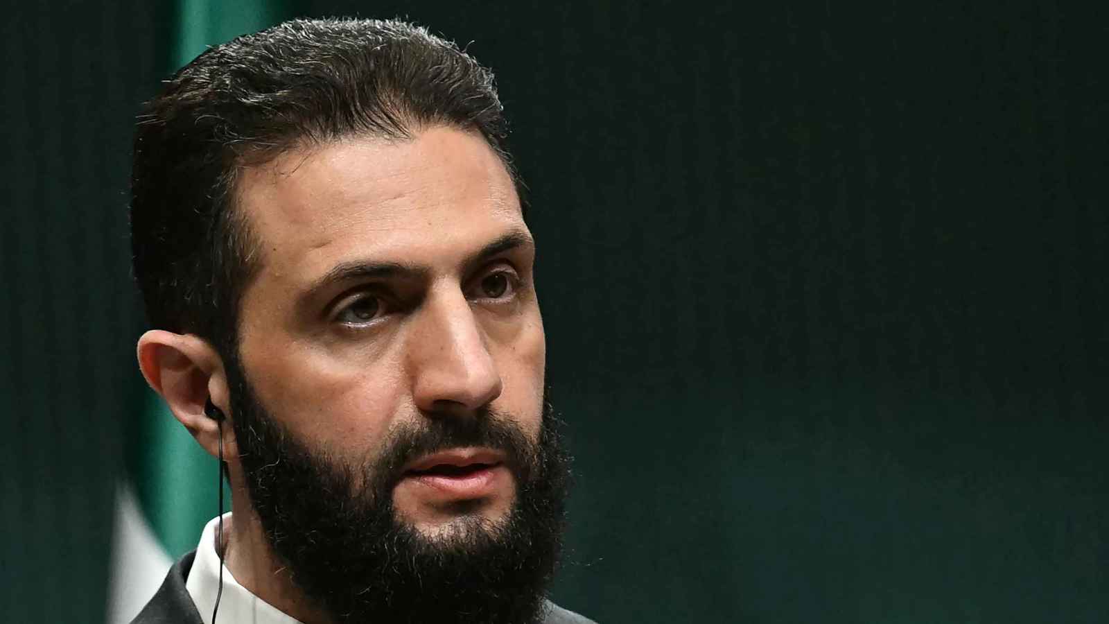 المستشار الألماني يؤكد للشرع دعم بلاده لسوريا "حرة وآمنة"