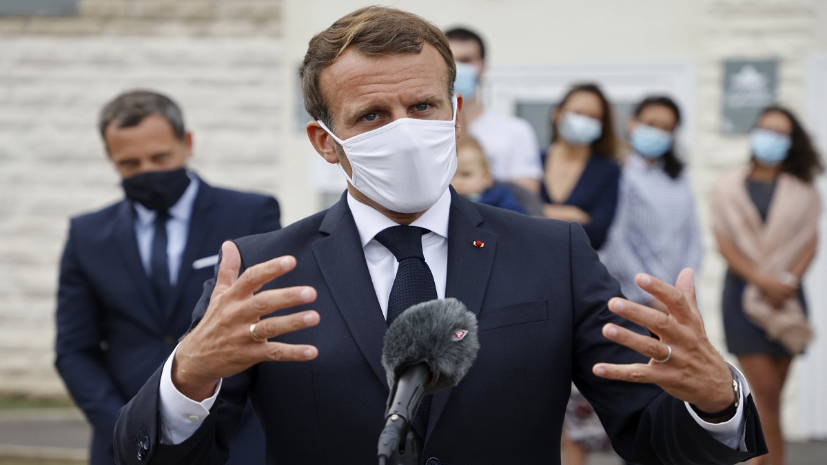 اتهم حزب الله و"أمل" بعرقلة الإصلاح.. ماكرون يمهل زعماء لبنان ستة أسابيع لتشكيل الحكومة