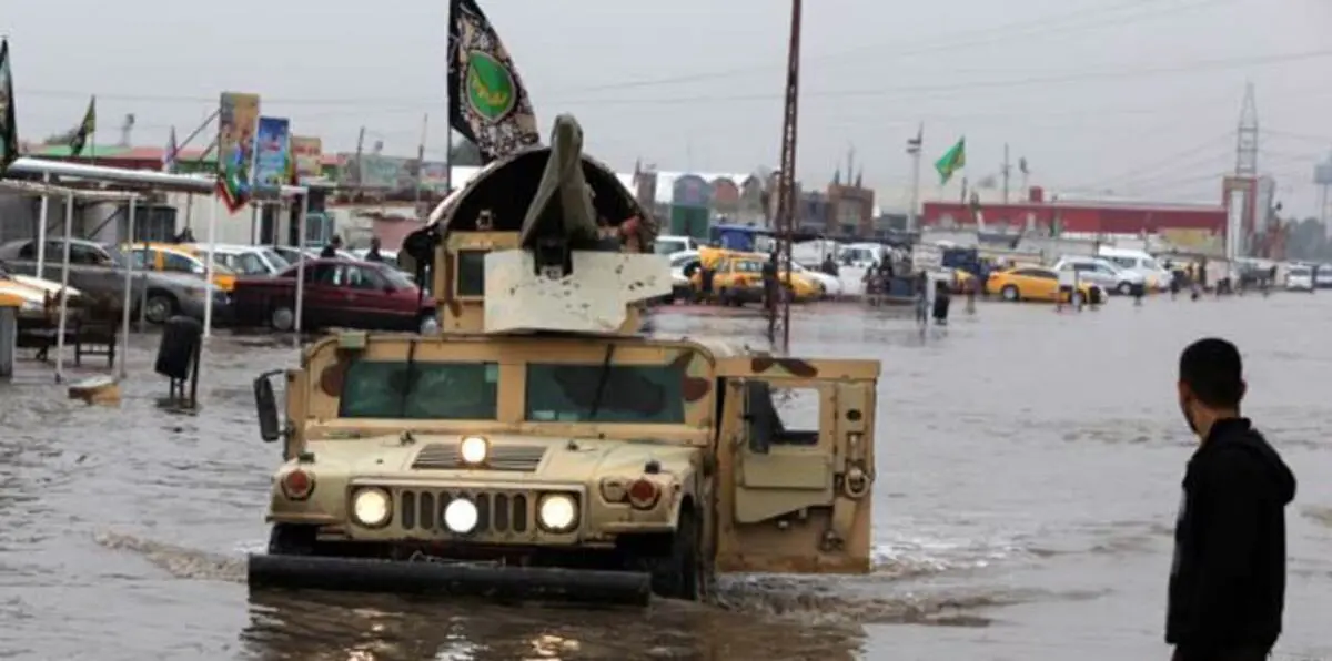 العراق يعلن الطوارئ بمناطق اجتاحتها مياه الأمطار