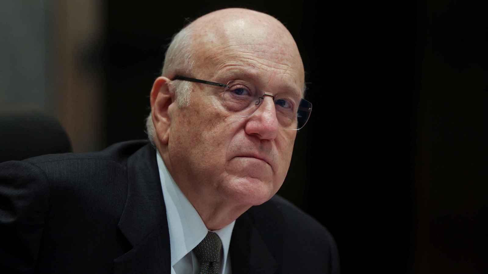 القضاء الفرنسي بحقق مع ميقاتي وعائلته بتهم فساد وتكوين "عصابة أشرار"