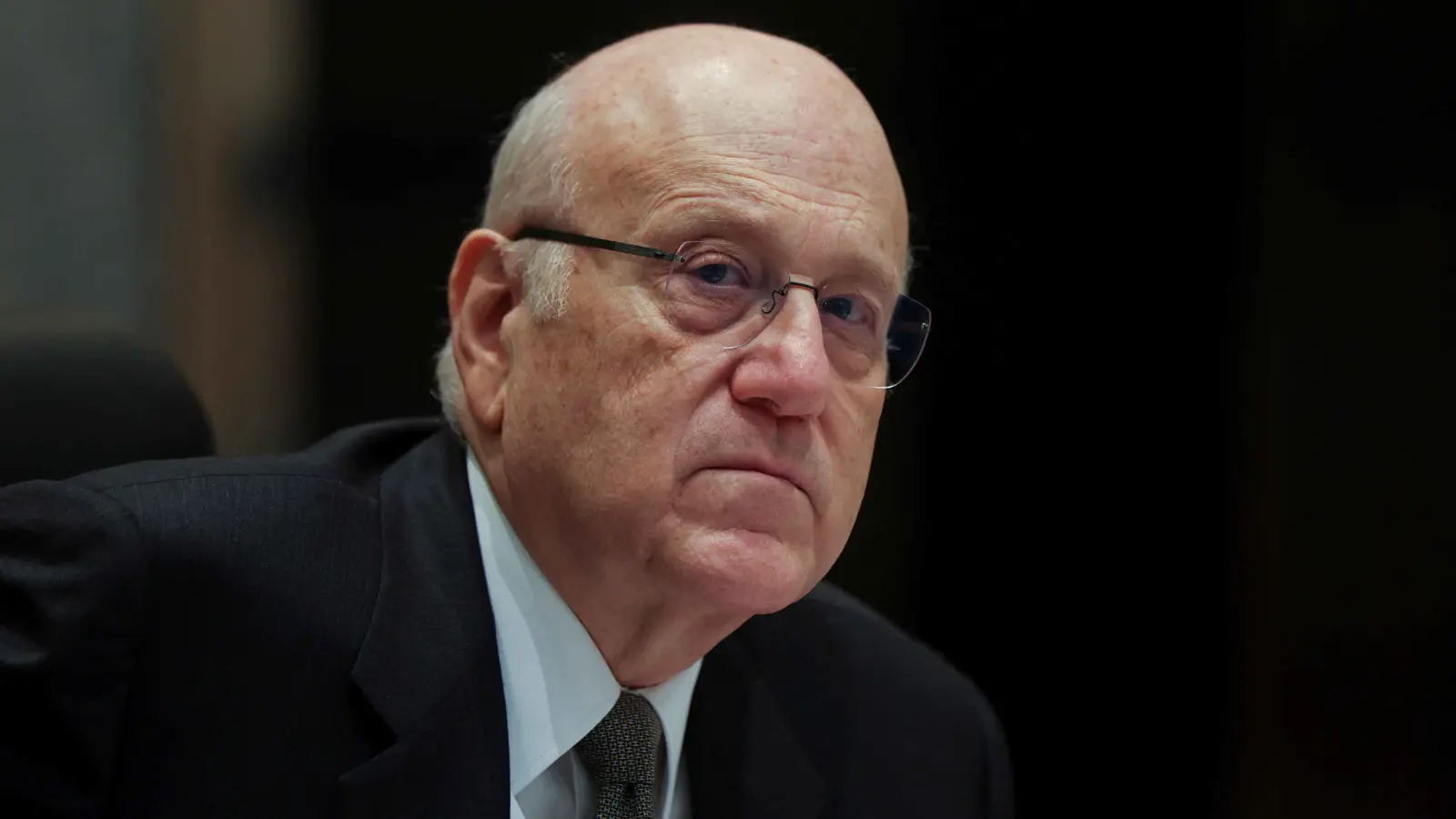 القضاء الفرنسي بحقق مع ميقاتي وعائلته بتهم فساد وتكوين "عصابة أشرار"