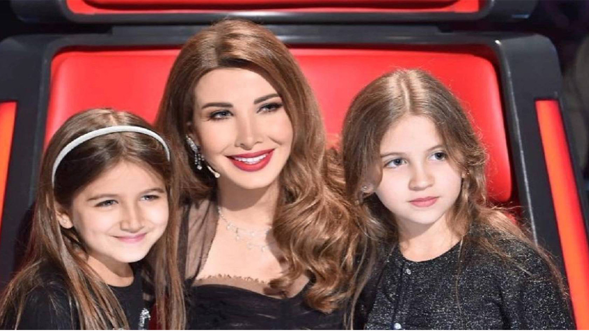 نانسي عجرم تنصح الأمهات بالرضاعة الطبيعية في أول ظهور لها بعد الولادة