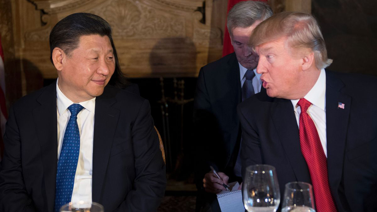 الرئيس الأمريكي يعلن استئناف المفاوضات التجارية مع الصين