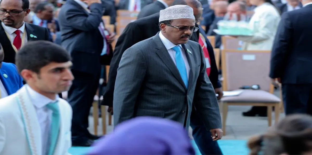 الرئيس الصومالي يتوجه إلى إريتريا في زيارة تاريخية