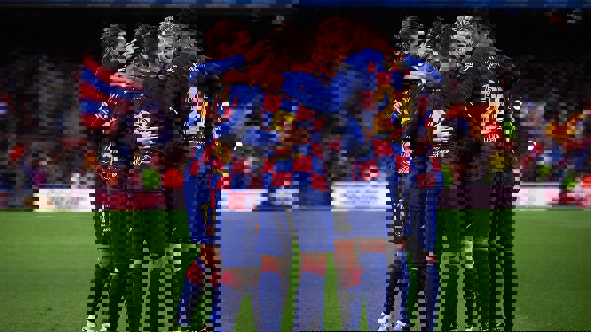 نادي برشلونة يفتح الباب أمام انتقال 9 نجوم إلى الدوري الإنجليزي لتمويل صفقتي نيمار ولاوتارو مارتينيز