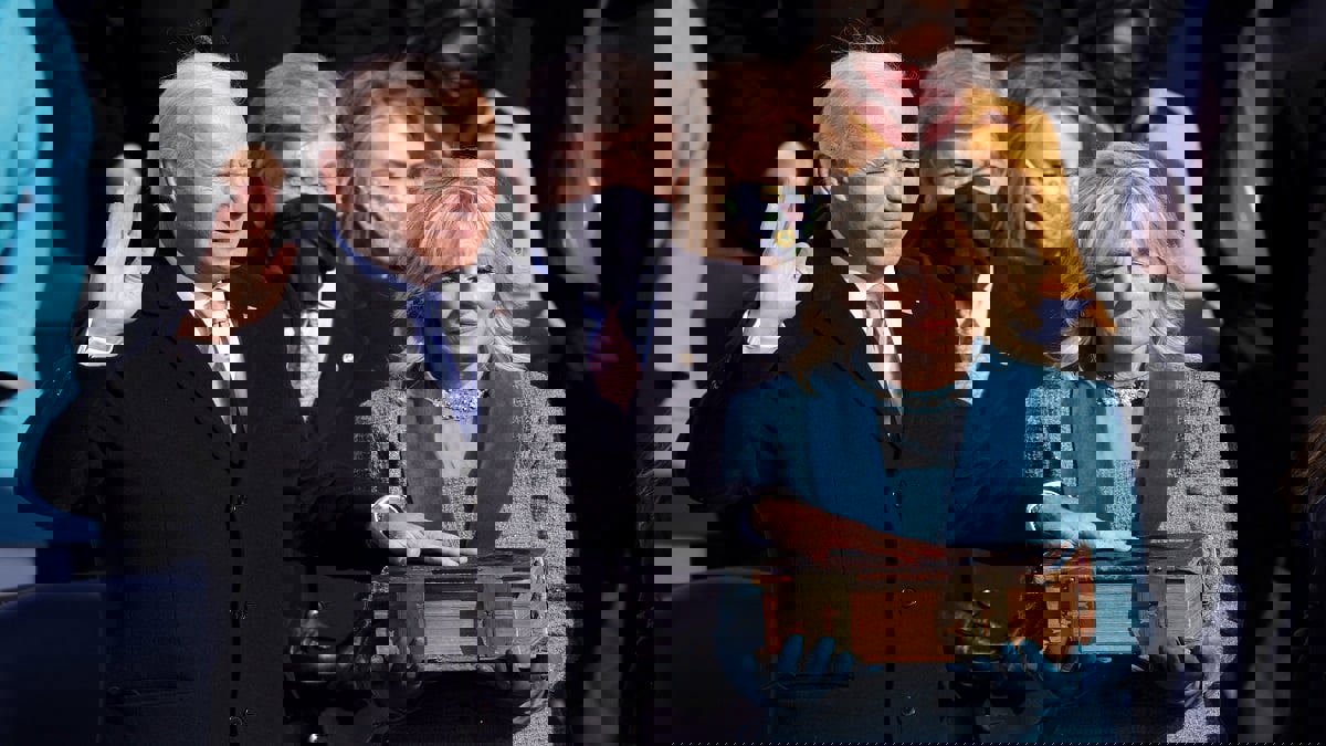 هل يكفي الإيمان الكاثوليكي الذي يجاهر به جو بايدن وحده لتوحيد أمريكا؟