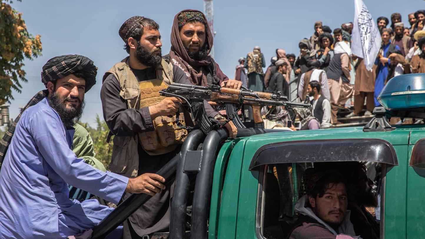 كيف أجج البشتون والبلوش الصراع بين أفغانستان وباكستان؟