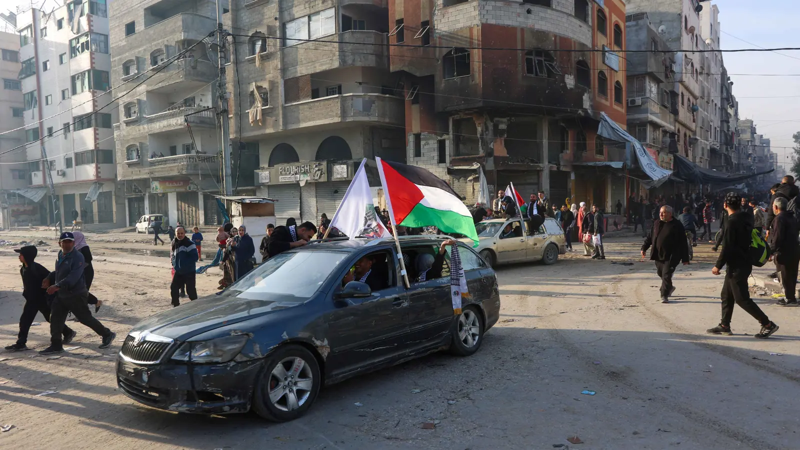 آخر عقبة في اتفاق الهدنة.. إسرائيل تتسلم قائمة الرهائن من حماس