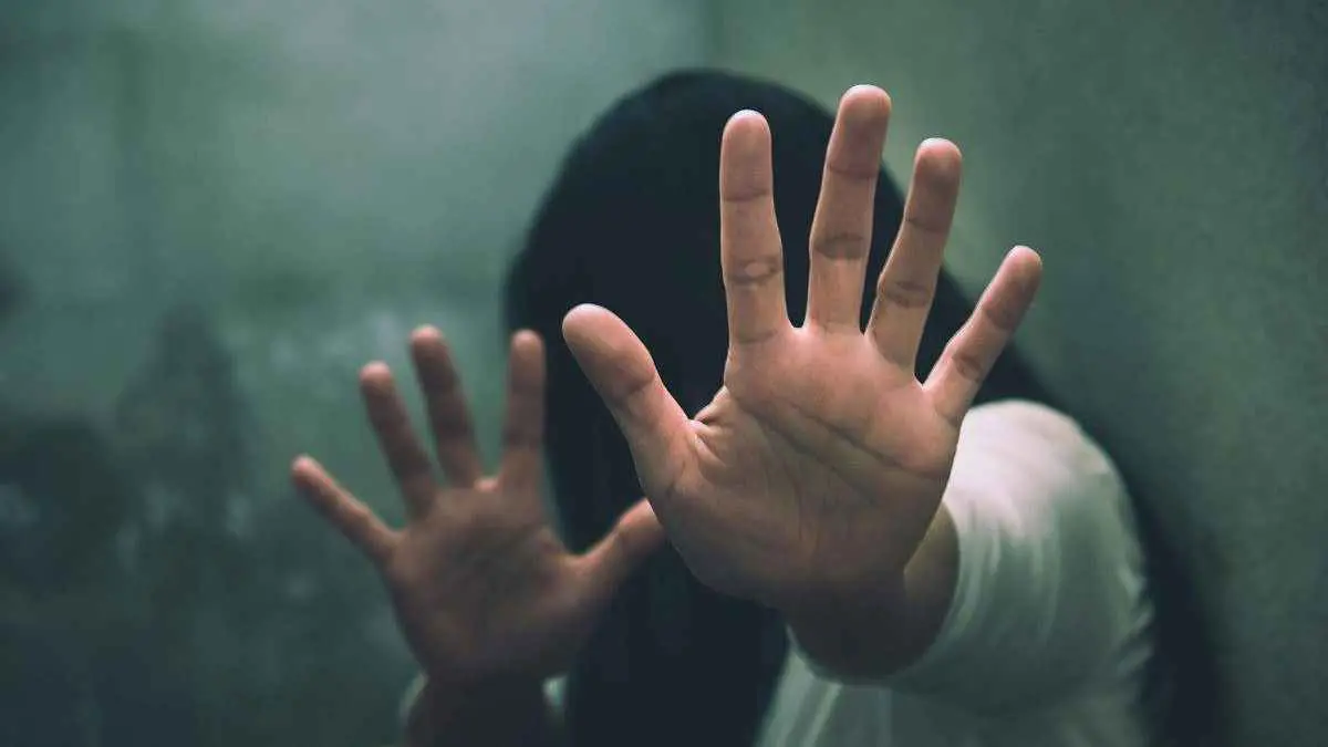 رسالة وداع مؤثرة.. انتحار فتاة بعد تعرضها للاغتصاب من قيادي حوثي