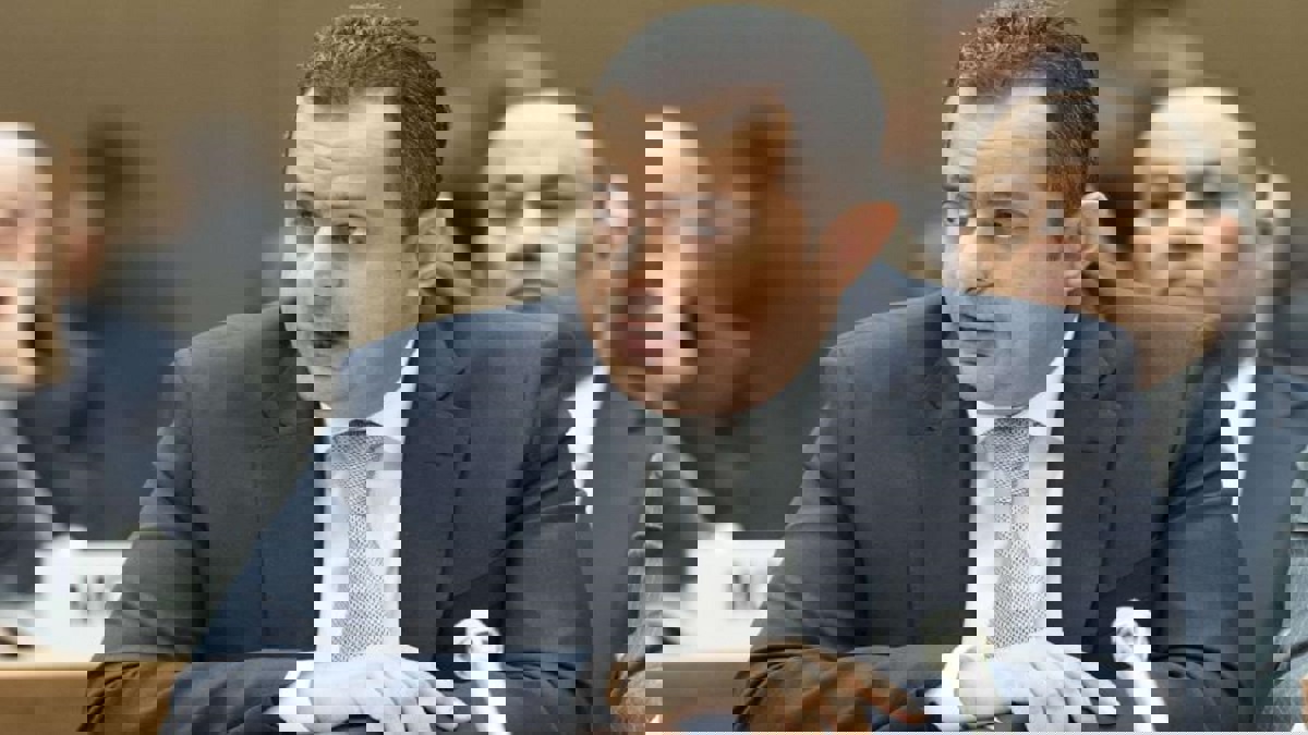 رئيس الحكومة اليمنية: معركتنا الوجودية ضد المشروع الإيراني