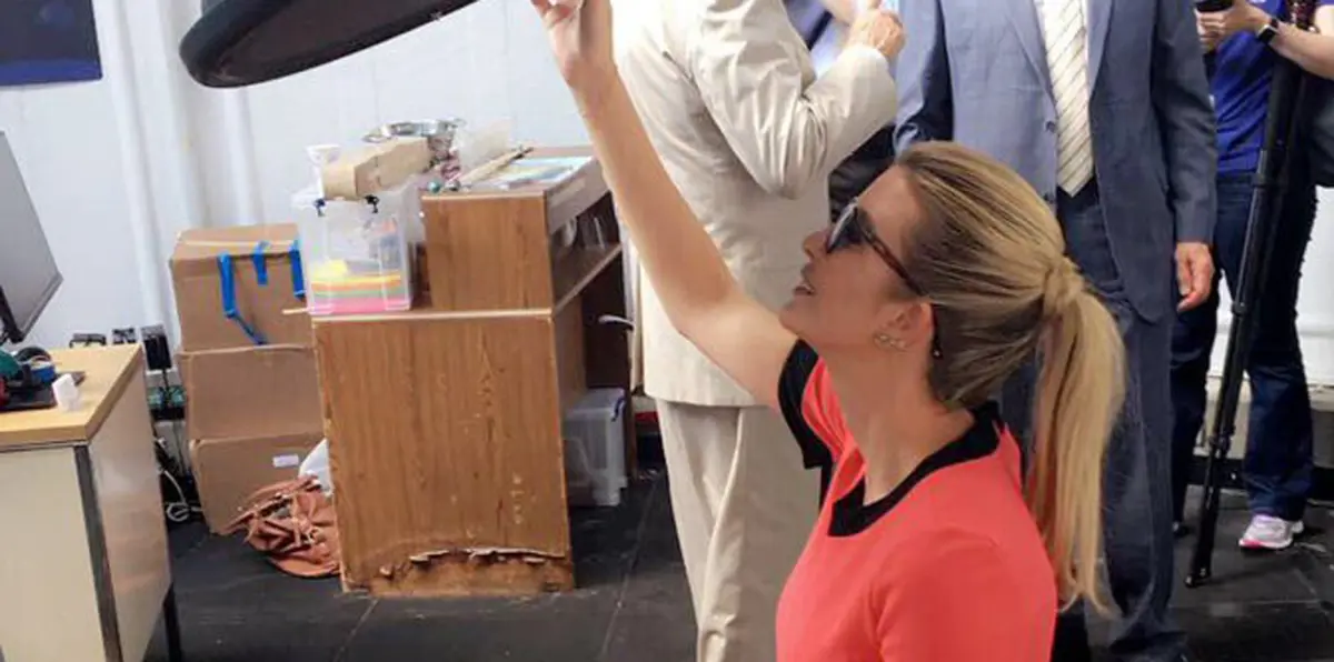 كسوف الشمس الكلي يضع إيفانكا ترامب في موقف محرج