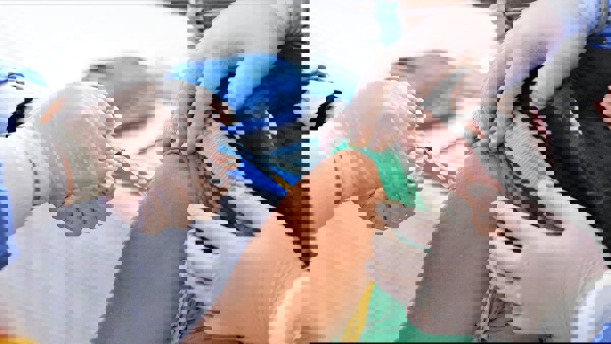 لقاح صيني ضد أوميكرون يحصل على موافقة لإجراء تجارب سريرية في الإمارات