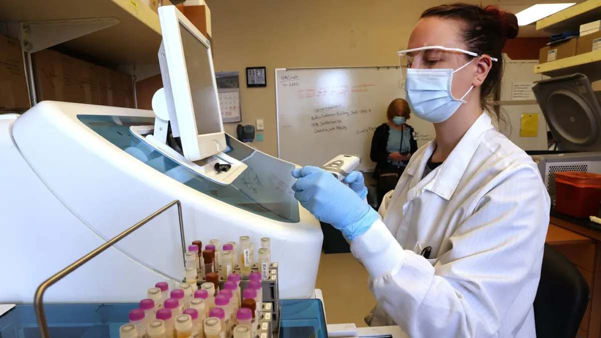 دراسة: كورونا طويلة الأمد تؤثر على الخلايا العضلية