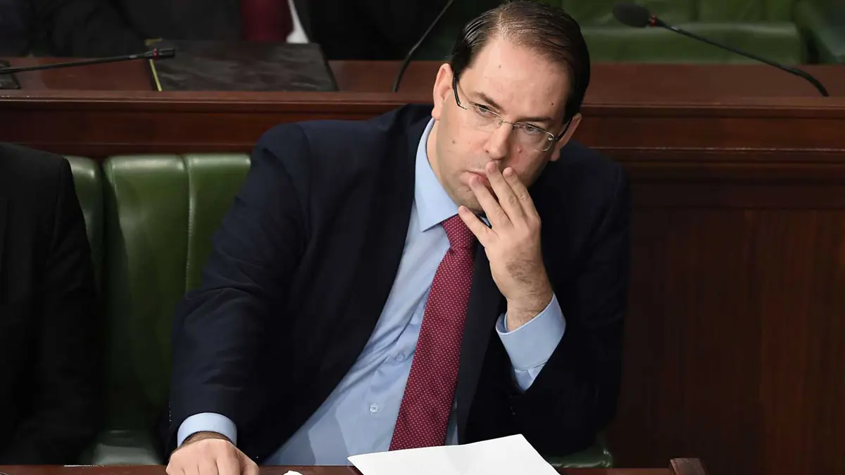 بعد ترشحه لرئاسة تونس.. هل يوسف الشاهد مُلزم بالاستقالة من رئاسة الحكومة؟