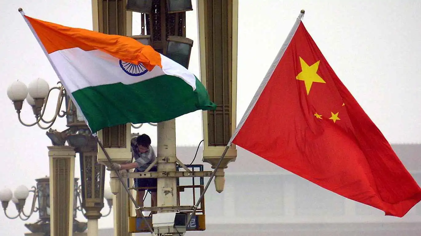 عبر شبكة استثمارات مع دول الجوار.. بكين تحاصر نيوديلهي بـ"القوس المضاد"