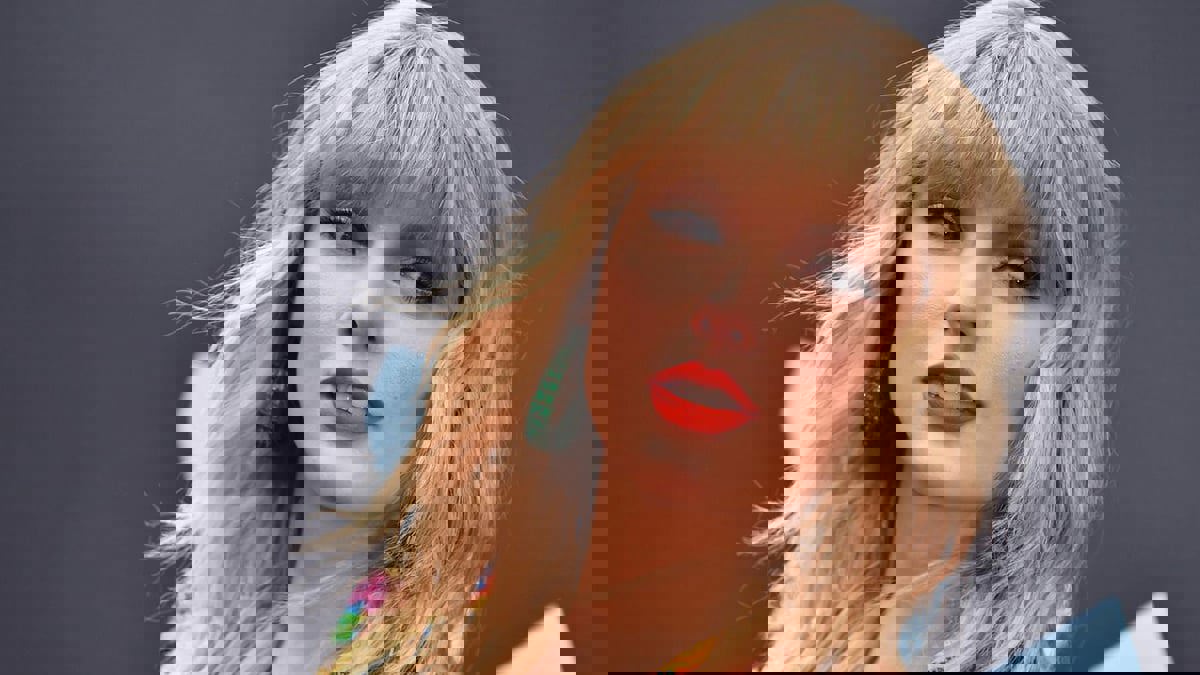 نيويورك.. توقيف رجل حاول اقتحام مبنى تقيم فيه تايلور سويفت بالسيارة