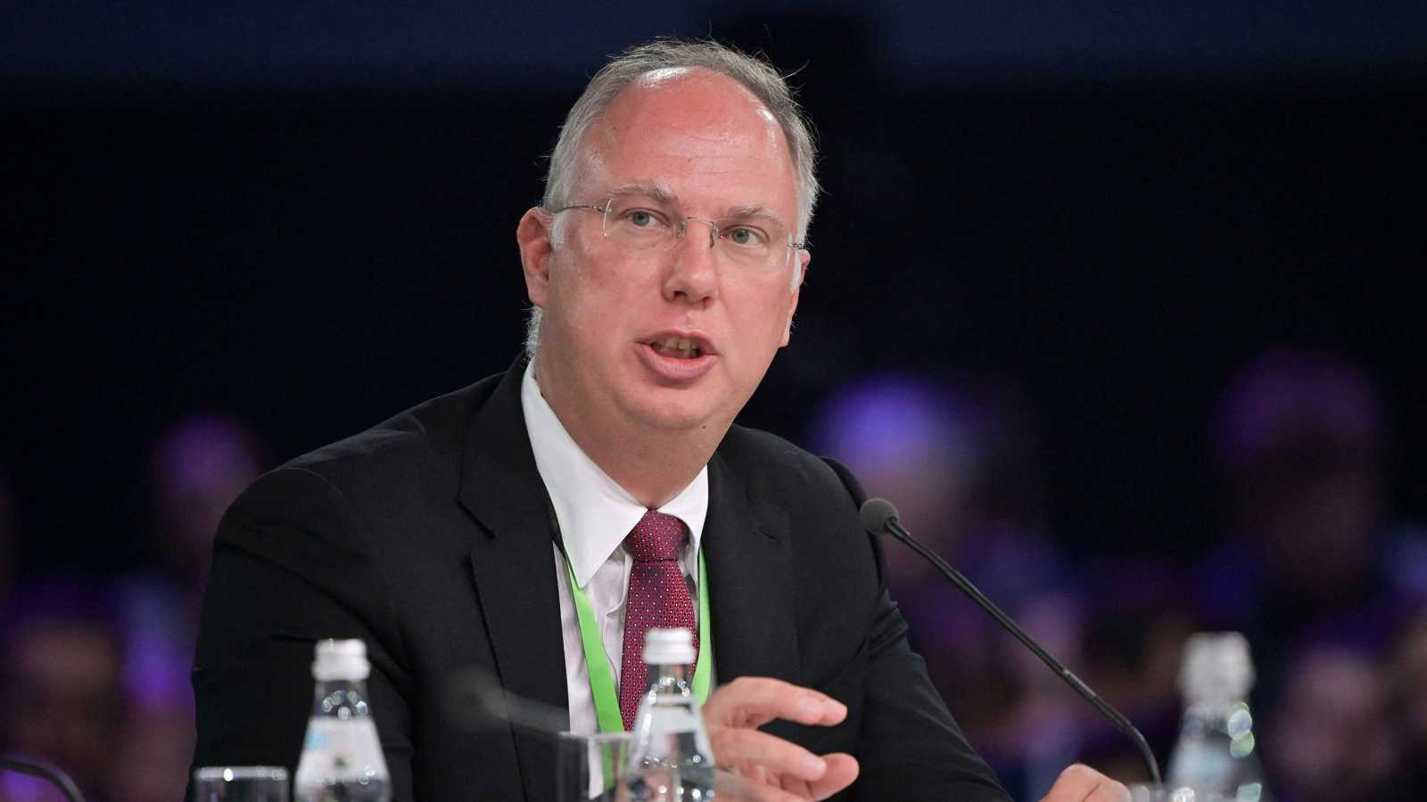 "تجارة الحروب".. موسكو تتهم إدارة بايدن بالتربح من أزمة أوكرانيا