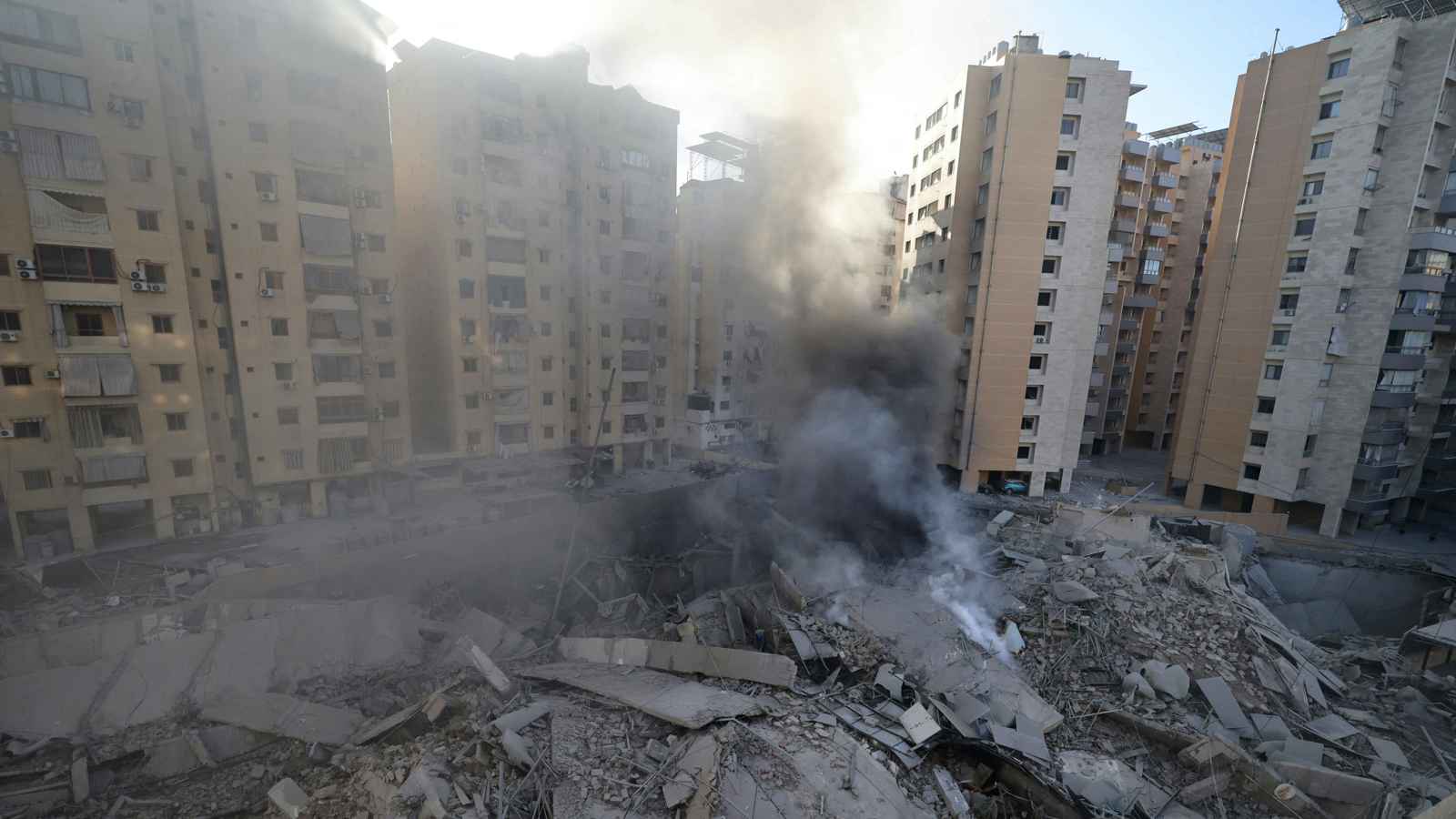 "وول ستريت جورنال": إسرائيل تضعف "حماس وحزب الله" وتتأهب لمهاجمة إيران