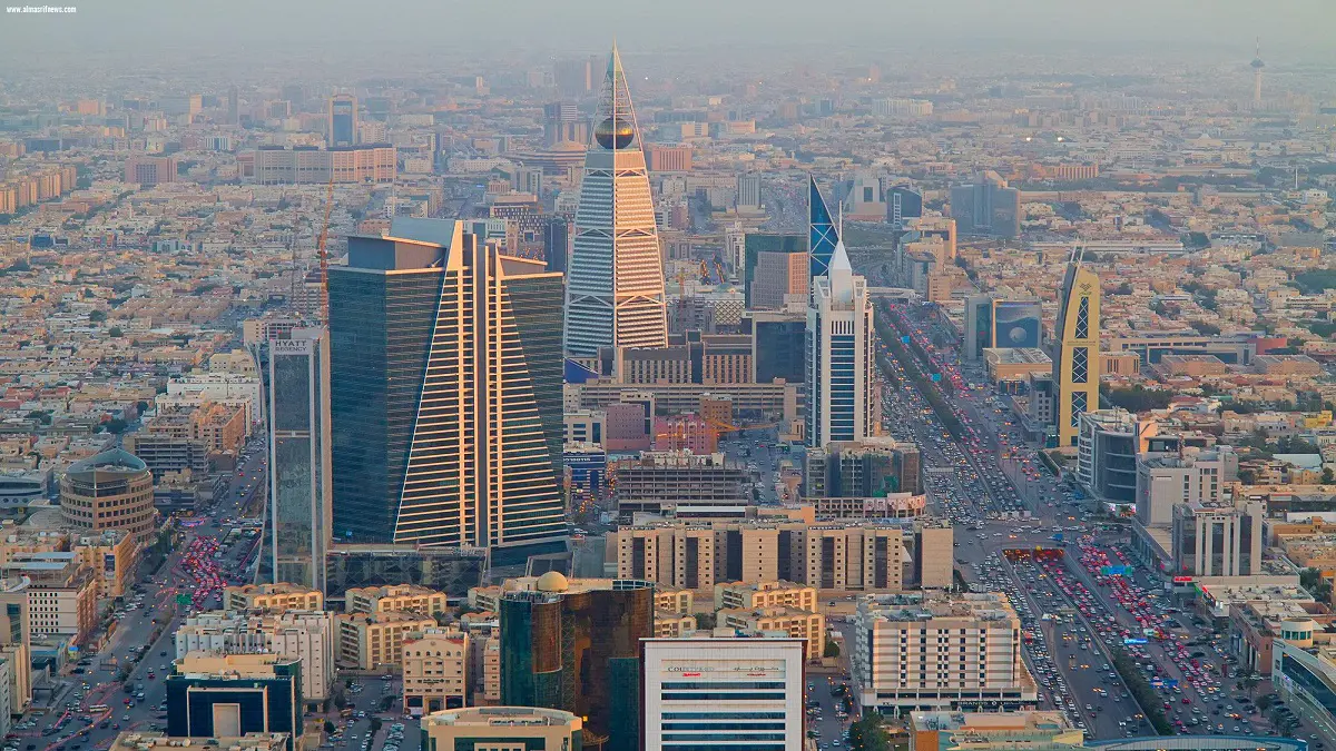 السعودية تتخذ قرارات ضمن إجراءات احترازية ضد كورونا