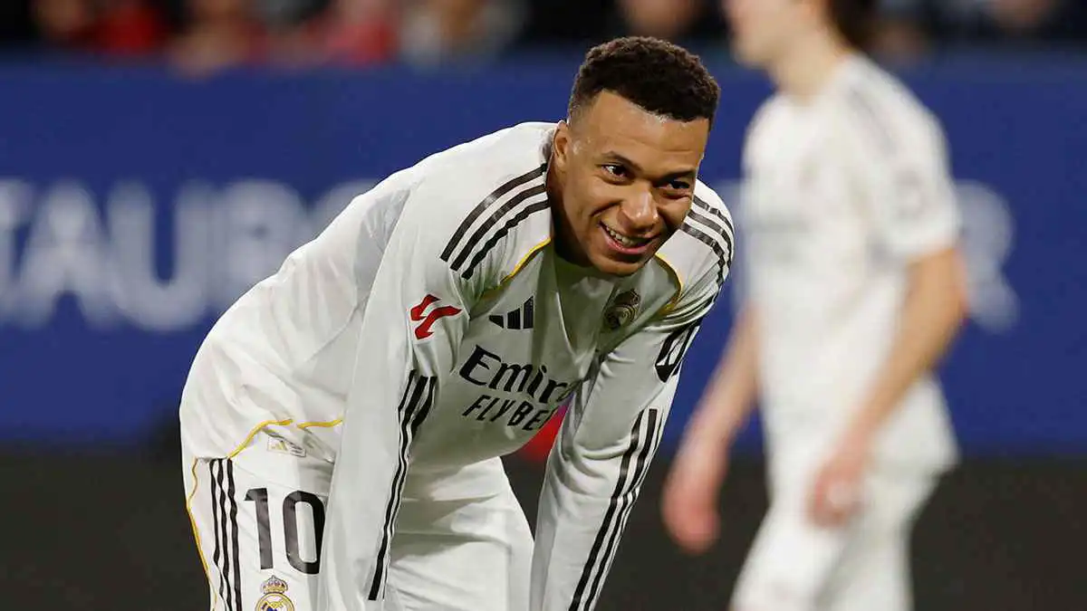 هل يغيب مبابي عن مباراة ريال مدريد وبنفيكا؟