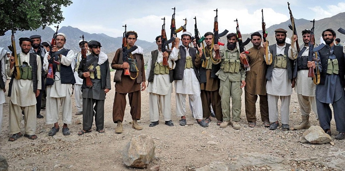 مقتل 20 عنصرًا من طالبان الباكستانية بغارة جوية داخل أفغانستان‎