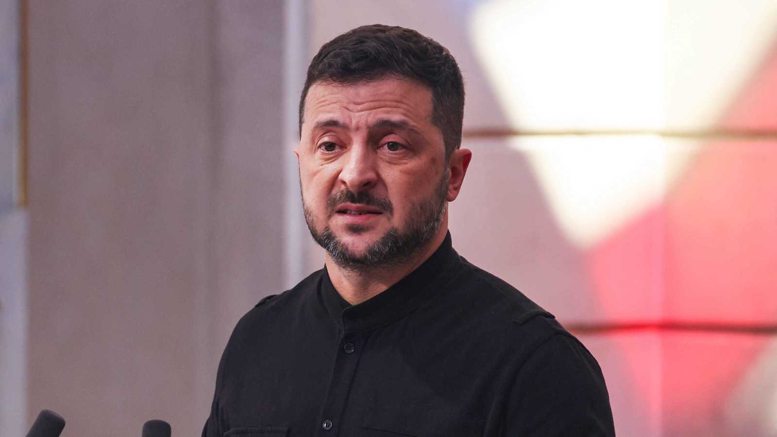 زيلينسكي يأسف لـ"تقاعس" الغرب بعد دخول مسيّرات روسية أجواء بولندا