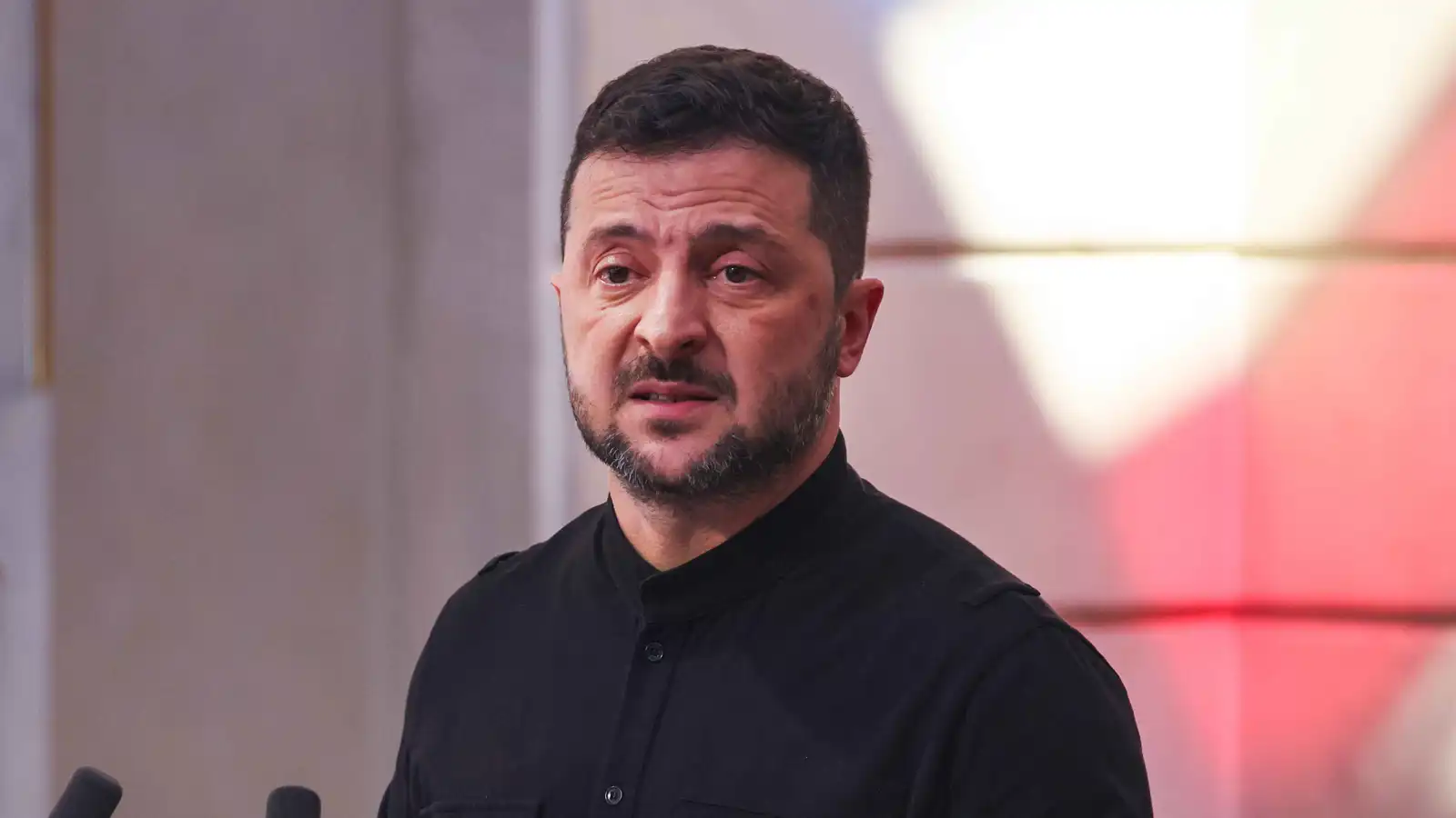 زيلينسكي يأسف لـ"تقاعس" الغرب بعد دخول مسيّرات روسية أجواء بولندا