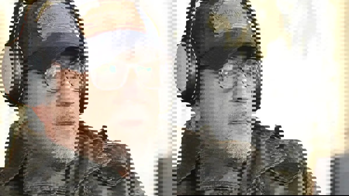 فيلم "اللعب مع العيال".. كيف سقط المخرج الشهير في فخ التكرار؟