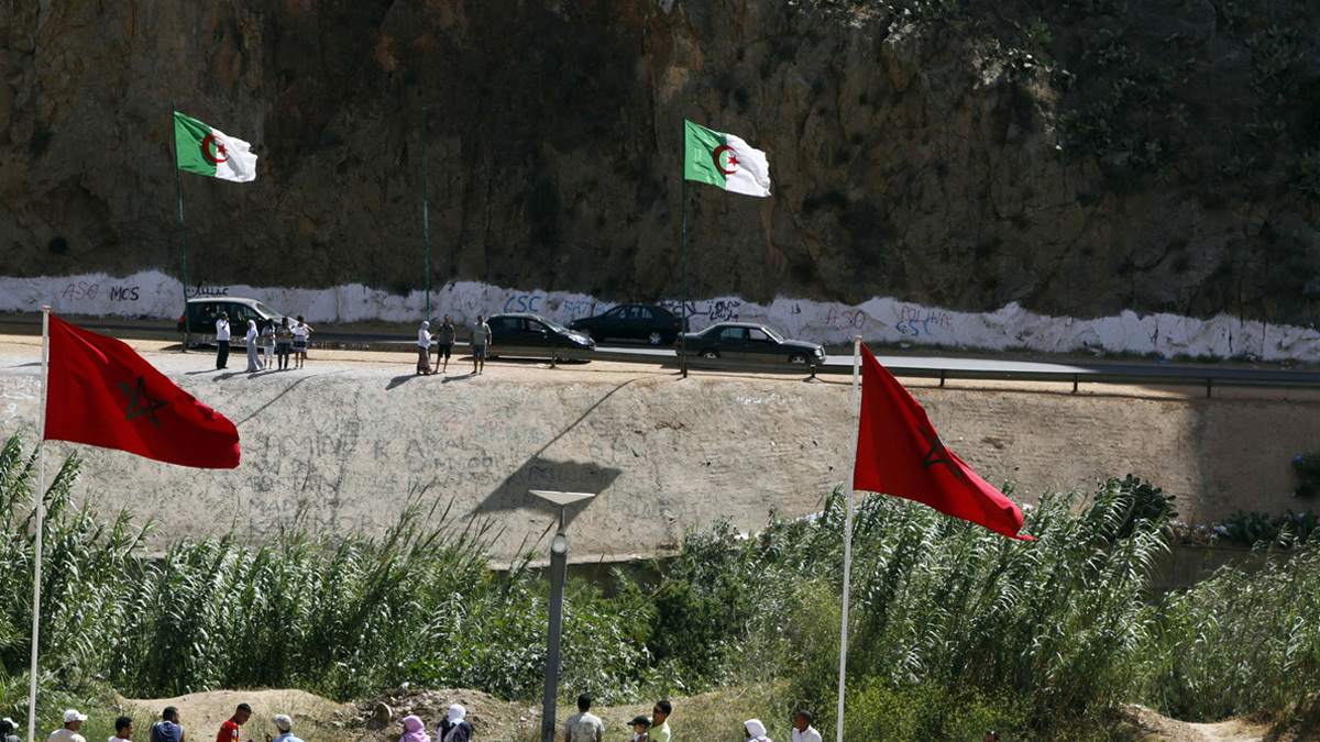 المغرب يبدي عدم رضاه عن تجاهل الجزائر لدعوة الملك محمد السادس