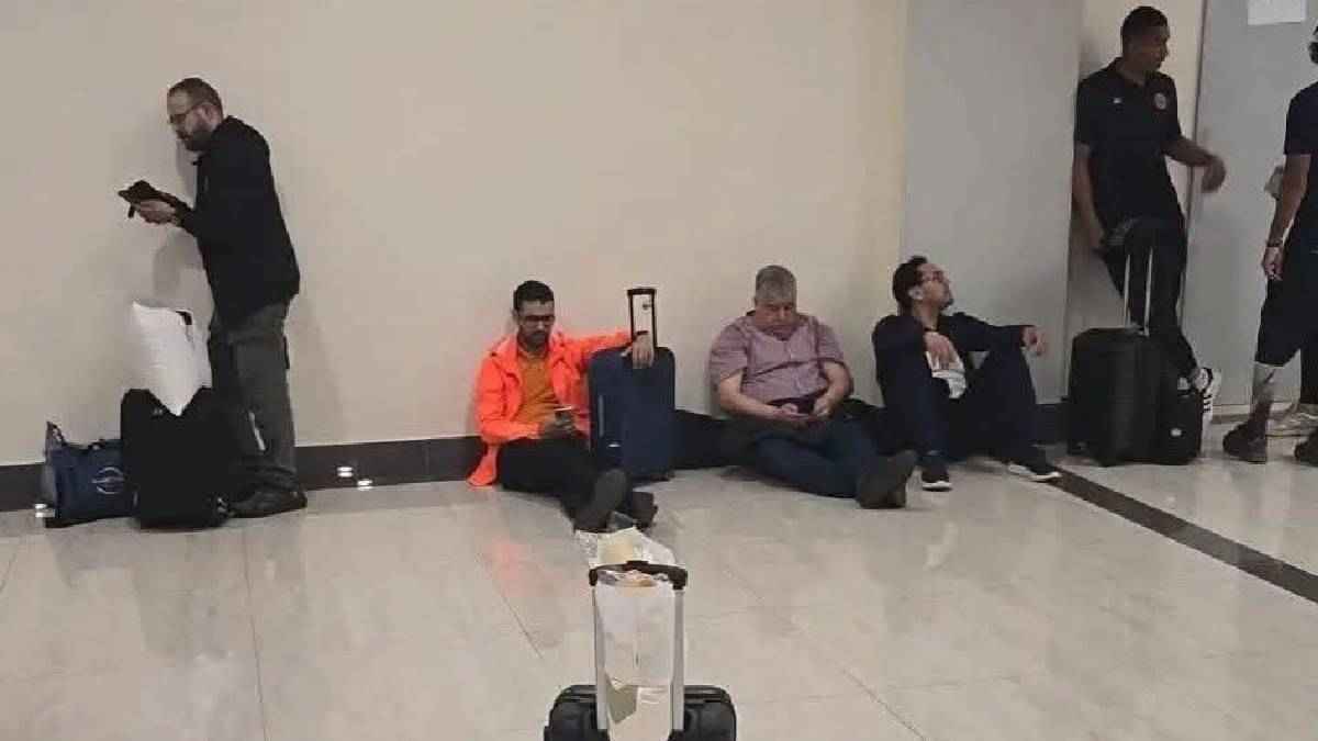 أزمة حادة لـ"نهضة بركان" قبل نهائي الكونفدرالية.. والكاف يتدخل