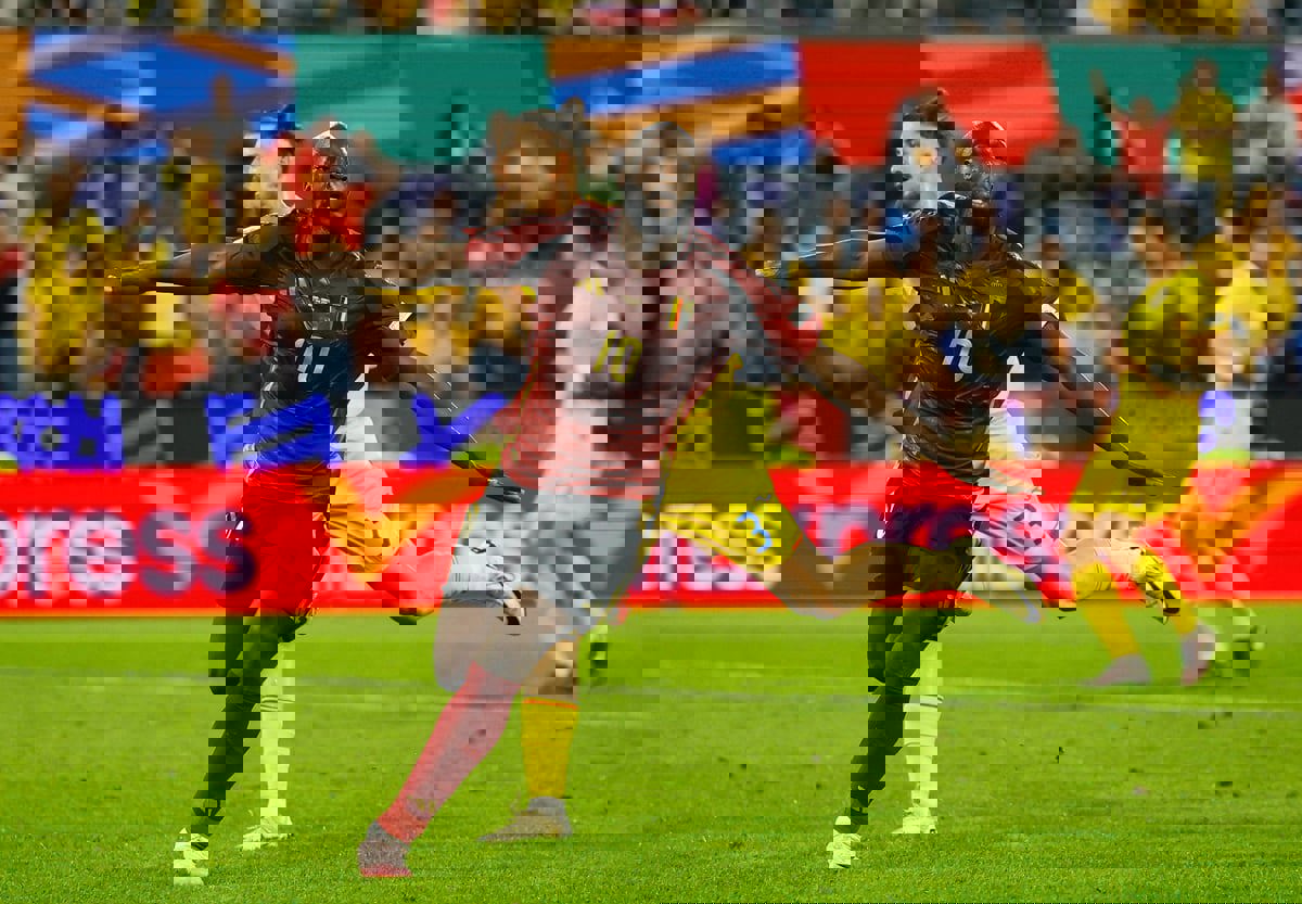 نجم بلجيكا: "لوكاكو صار يخشى الاحتفال بالأهداف بسبب تقنية "الفار"