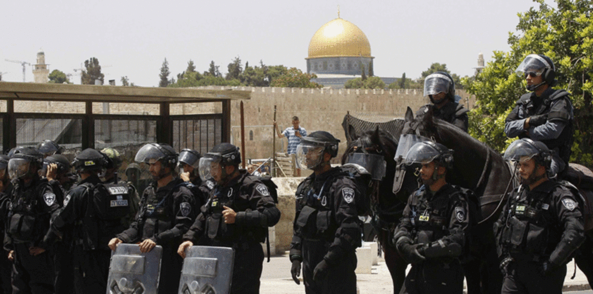 الاحتلال الإسرائيلي يعتقل 4 عاملين في أوقاف القدس‎