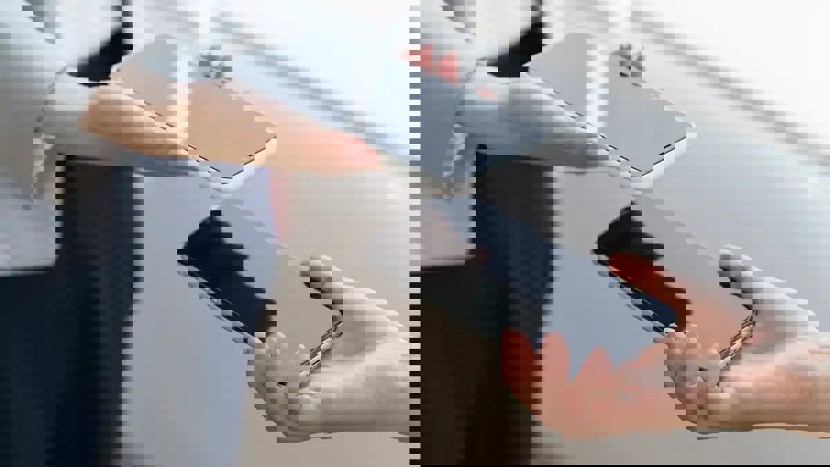 4 طرق لنقل بياناتك من هاتفك القديم إلى آيفون جديد 